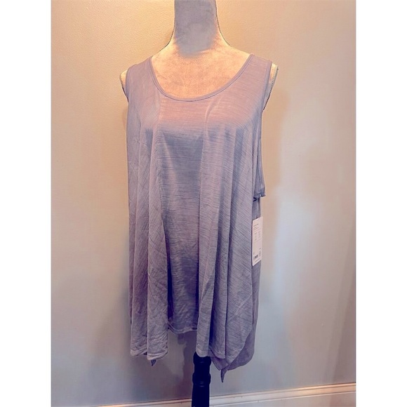 Athleta Women's 2XL Gray Sleeveless Tunic Tank Top Casual Relaxed Fit NWT - Picture 5 of 13